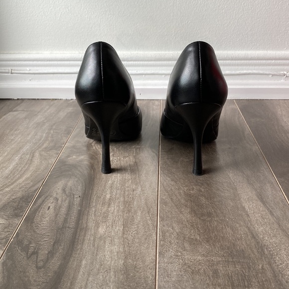 Women’s BCBGirls pointed black heels - Picture 8 of 11